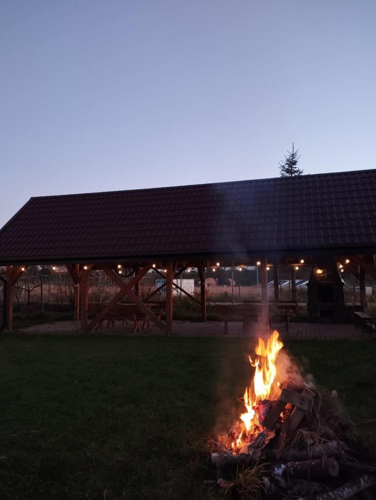 Checz Goscinna- Pokoje,Sauna,Jacuzzi, Sala Konferencyjna Grzybno Εξωτερικό φωτογραφία